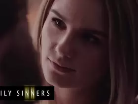 Brad Newman Cant Resist His Step Daughter (Natalie Knight) When She Sneaks Into His Bed - Family Sinners