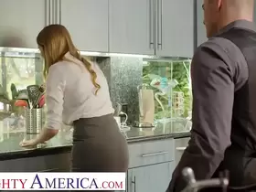 Naughty America Real Estate agent Bunny Colby does what it takes to close